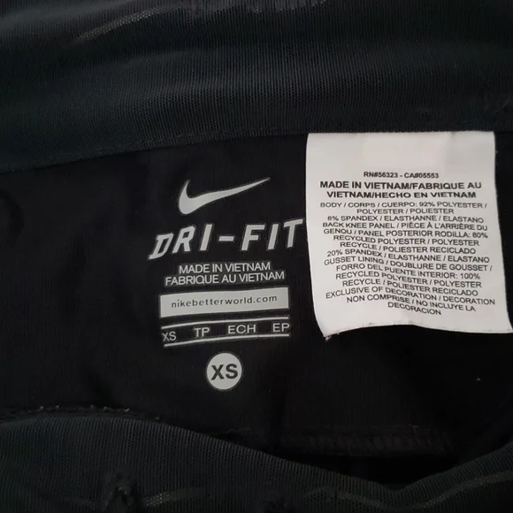 Damaged in flood Nike dry-fit‎ jeggings